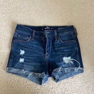 Hollister mid rise shorts